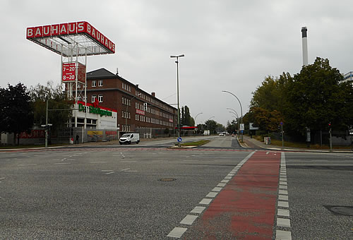 Bahnhof Niederschoeneweide-Johannisthal  Sadowa Koepenicker Grenze