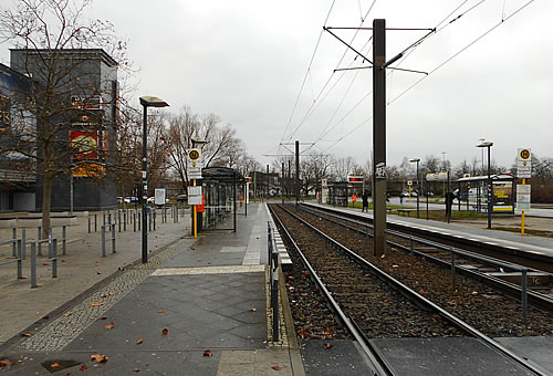 Konrad-Wolf-Strae  S-Bahnhof Marzahn