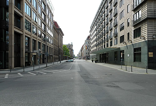 Behren- / Charlottenstraße – Belle-Alliance-Platz