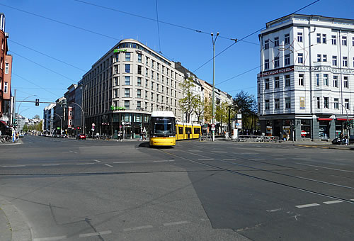 Rosenthaler Platz – Weinbergsweg