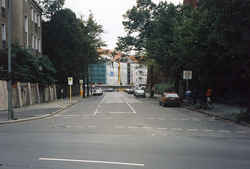 Bahnhof Niederschoeneweide-Johannisthal  Sadowa Koepenicker Grenze