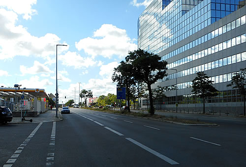 Sachsendamm / Tempelhofer Weg  Sachsendamm / Naumannstrae