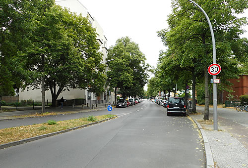 Gntzel- / Holsteinische Strae  Emser Platz