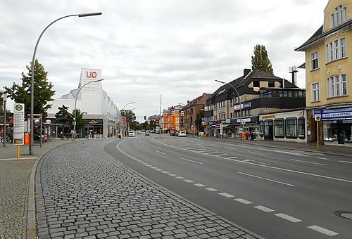 Berliner / Friedrich-Karl-Straße – Bahnhof Lichterfelde Ost